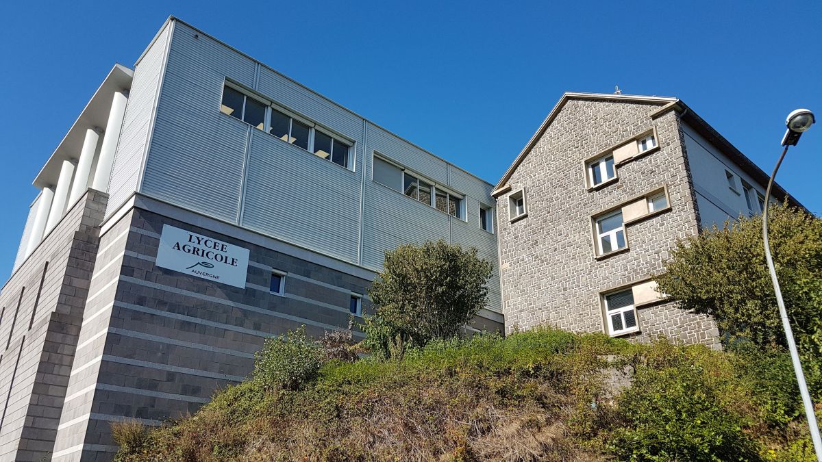 Lycée agricole de Rochefort Montagne  Internat  Form'Toit